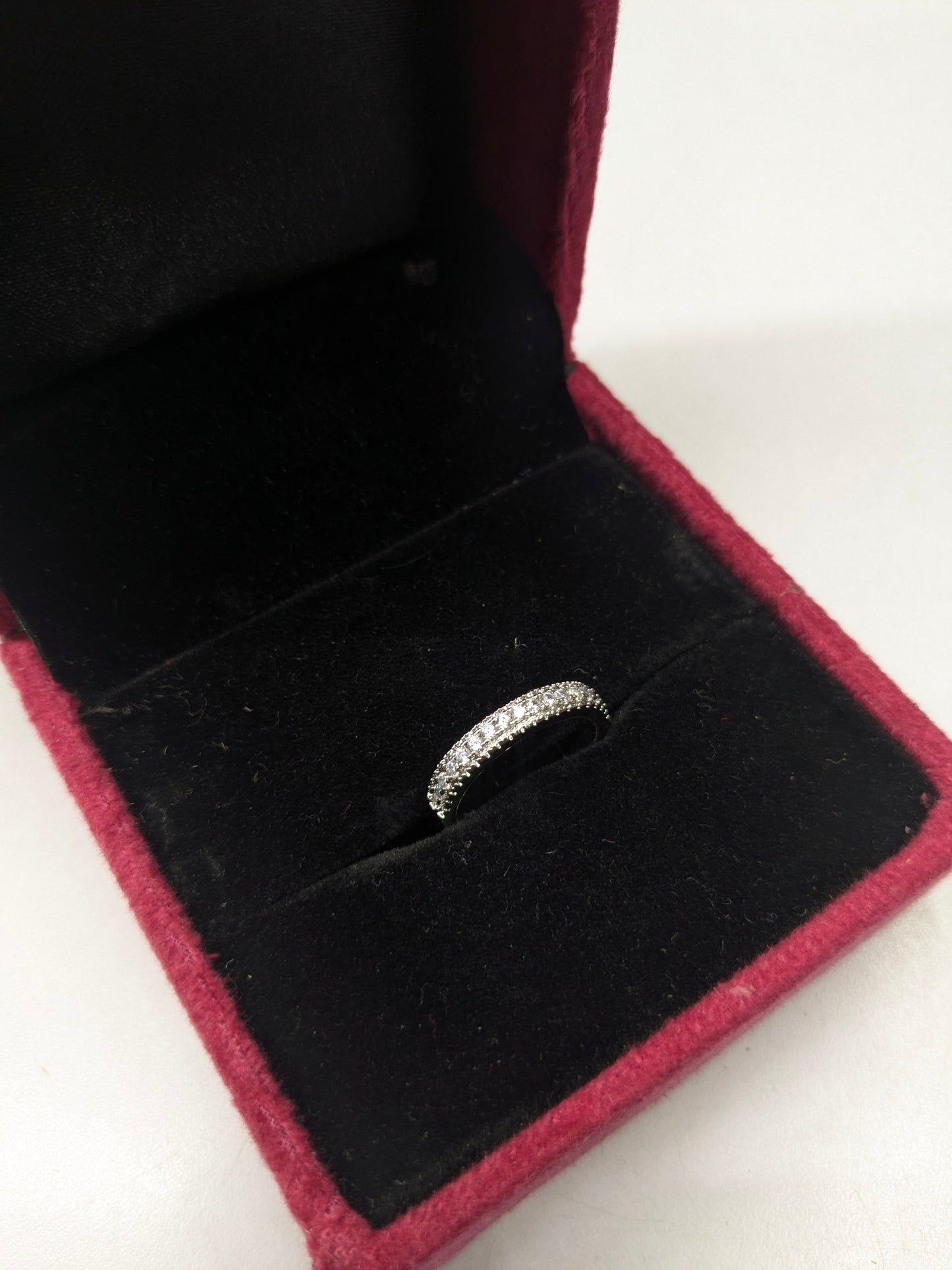 Ad Ring 13