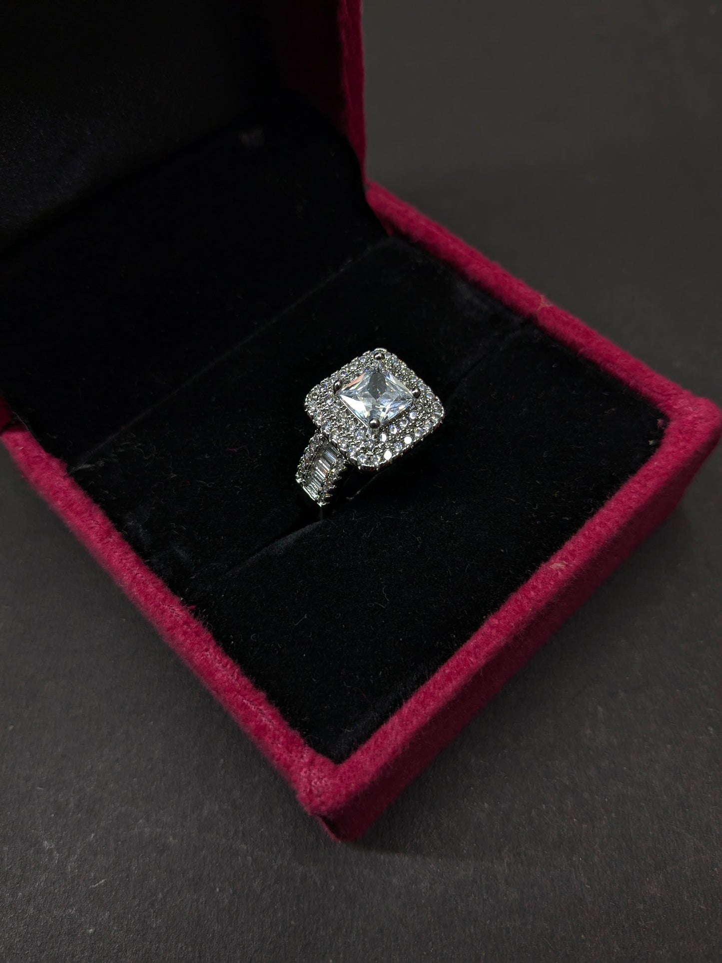 Ad Ring 23
