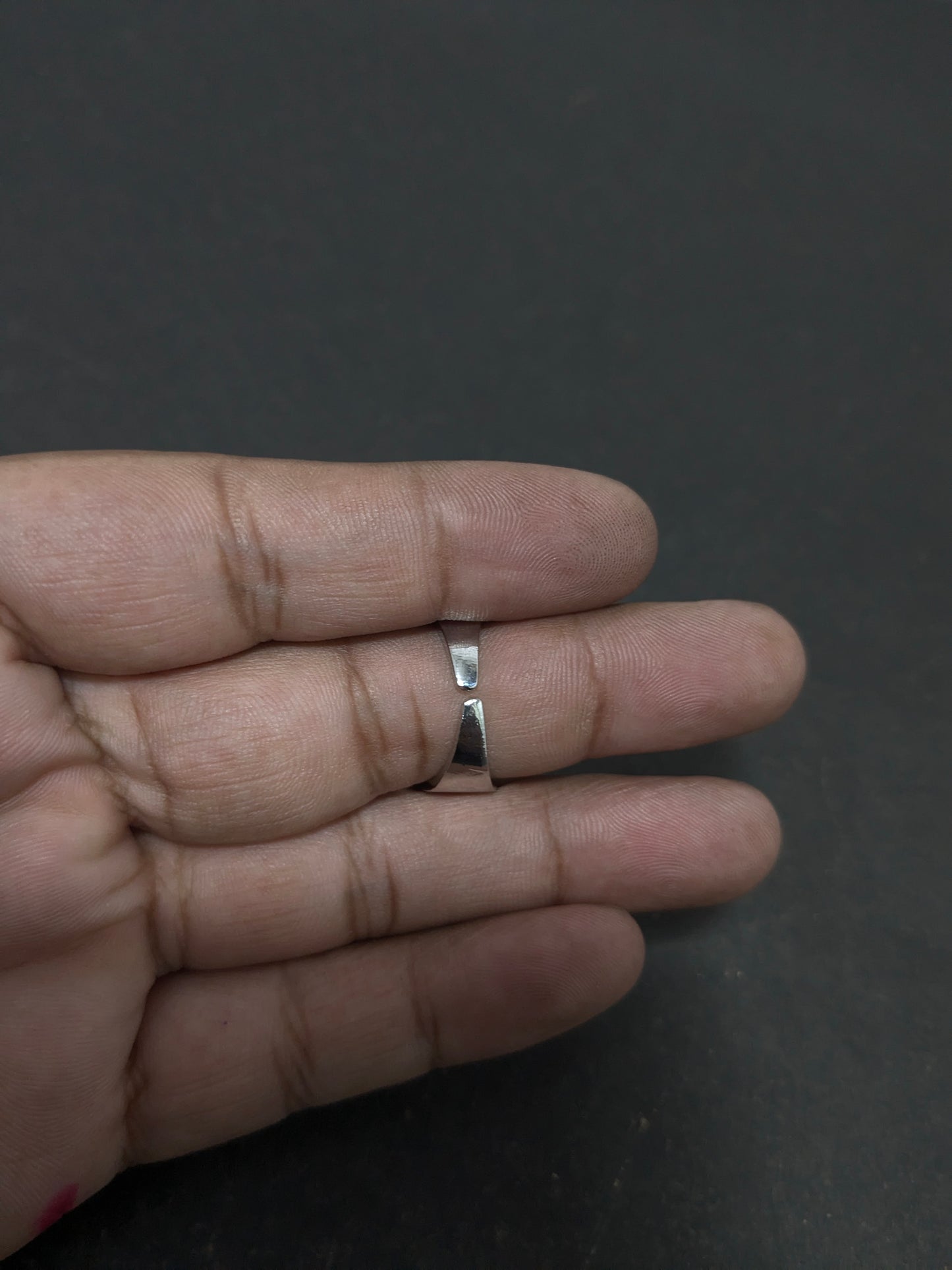 Ad Ring 24