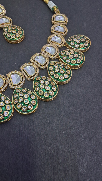 Nacklace ( D cut Drop kundan)