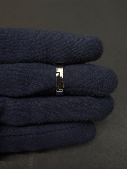 Ad Ring 57