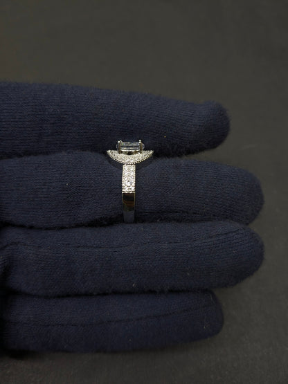 Ad Ring 35