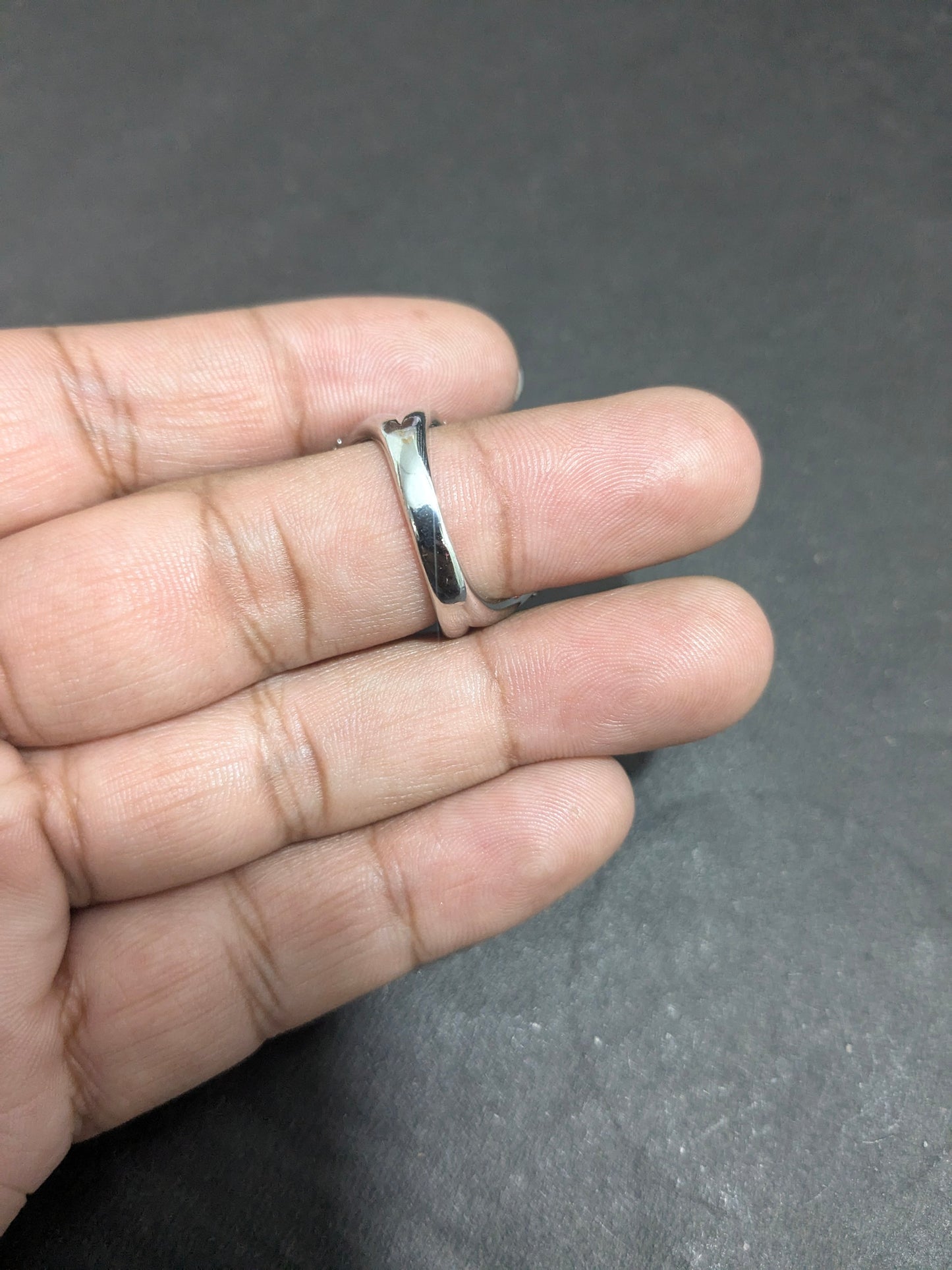 Ad Ring 31