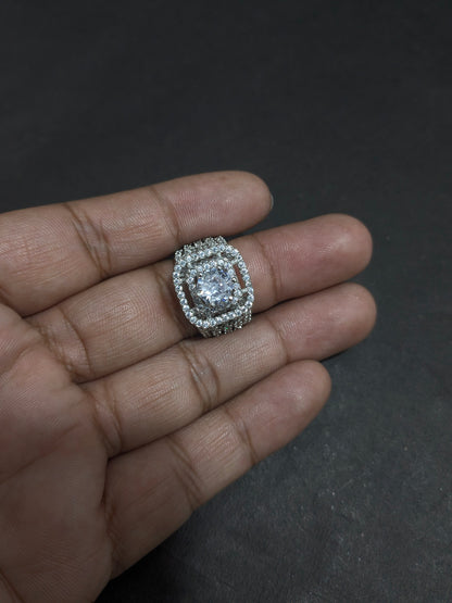 Ad Ring 28