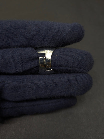 Ad Ring 03
