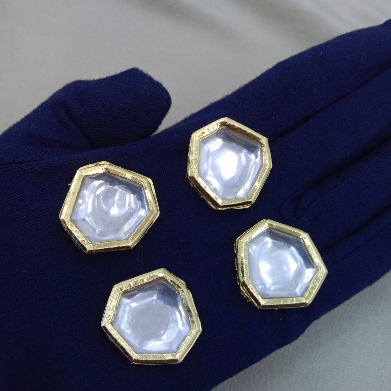 Kundan Pentagons Raw material