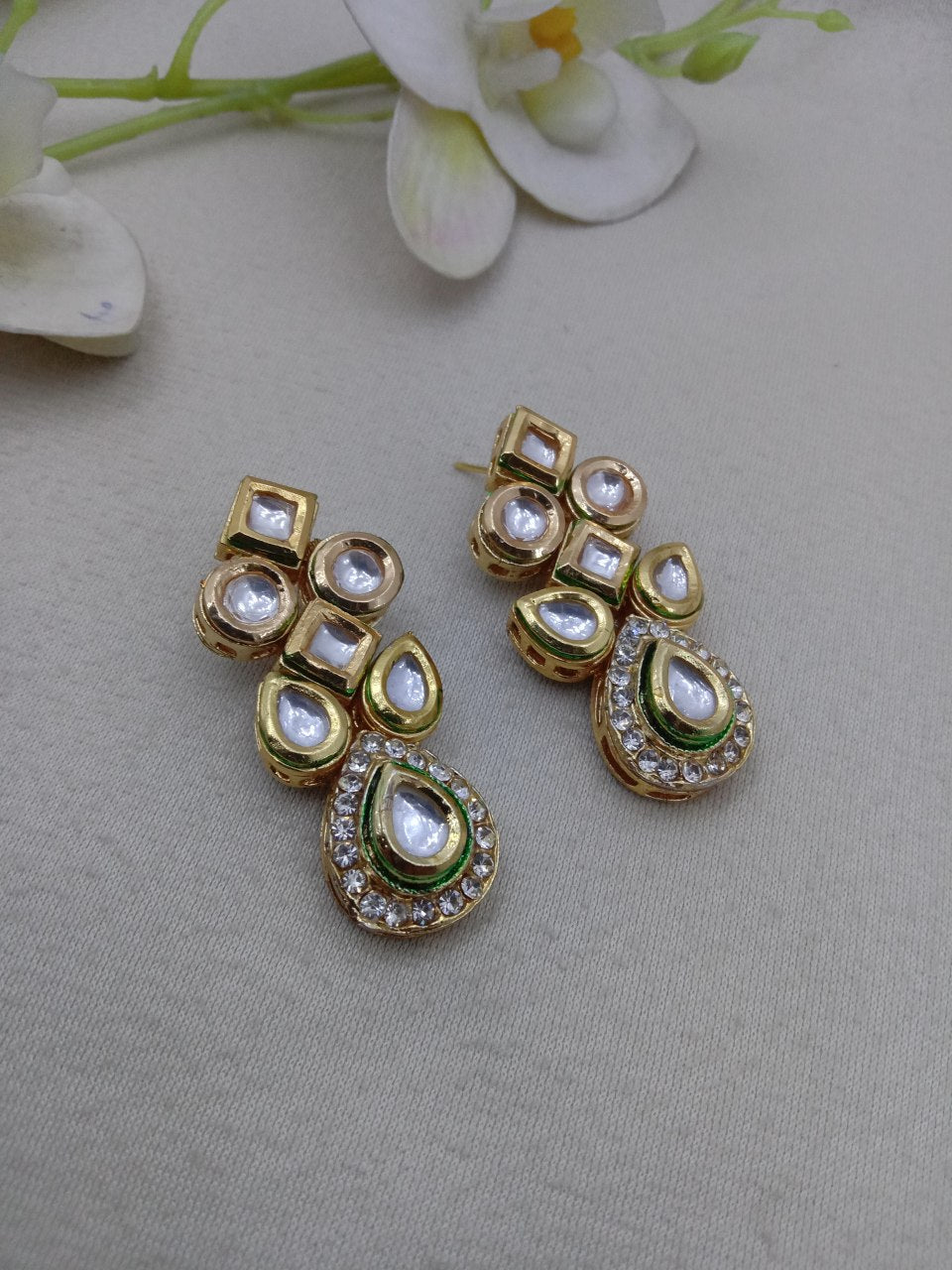 Premium Kundan set
