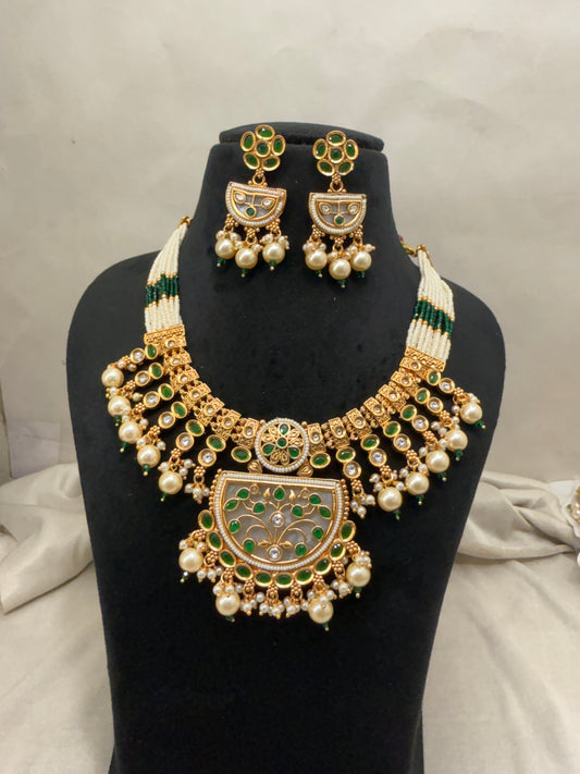 Heritage Premium Necklace