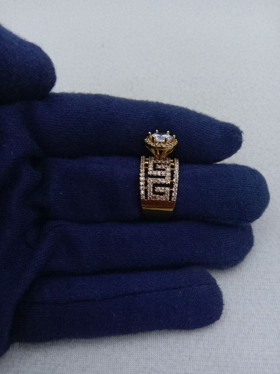 Ad Ring 74