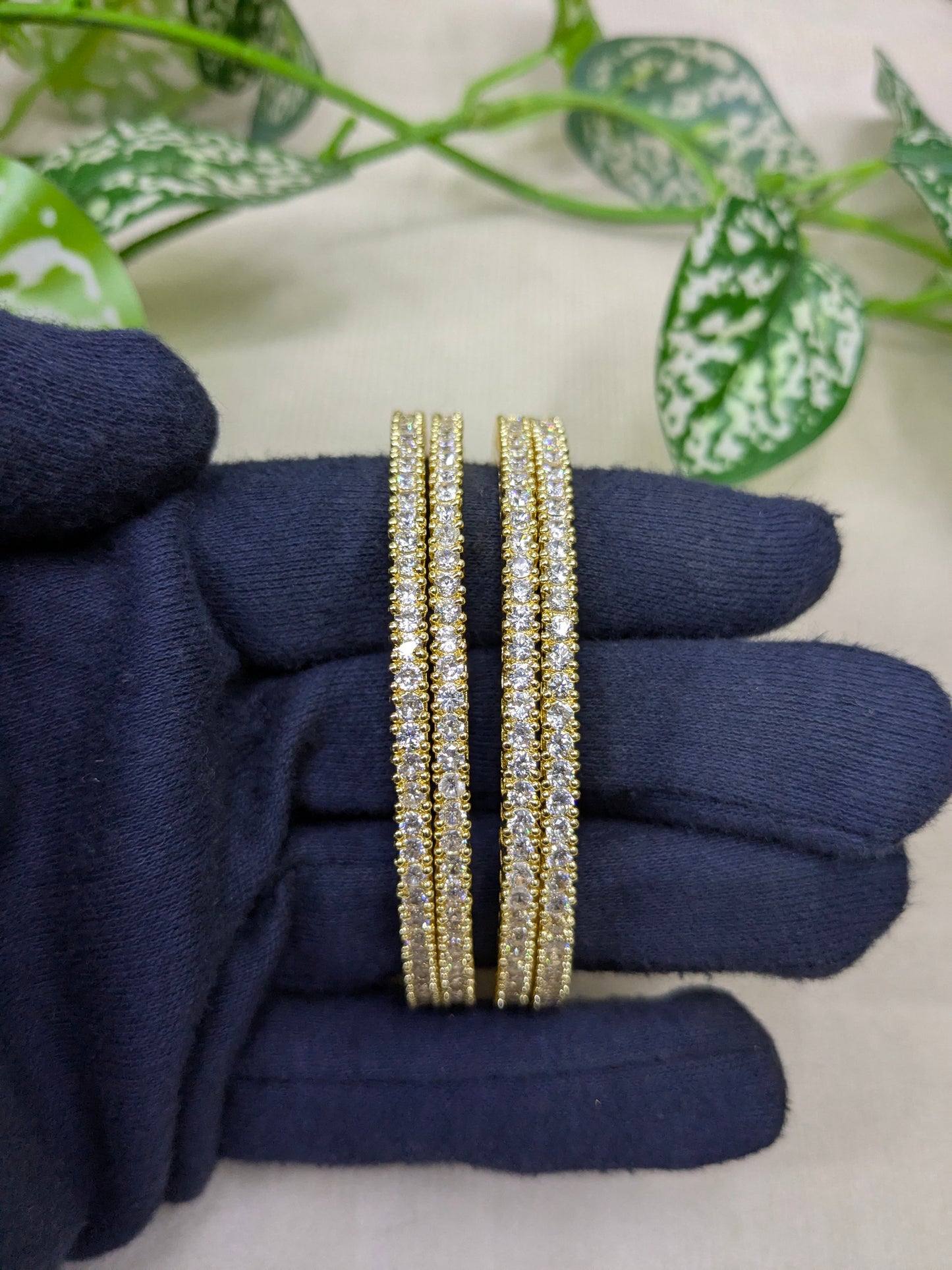 4 Piece Ad Golden Bangle Brass Metal Daily wear Set of Four Piece.