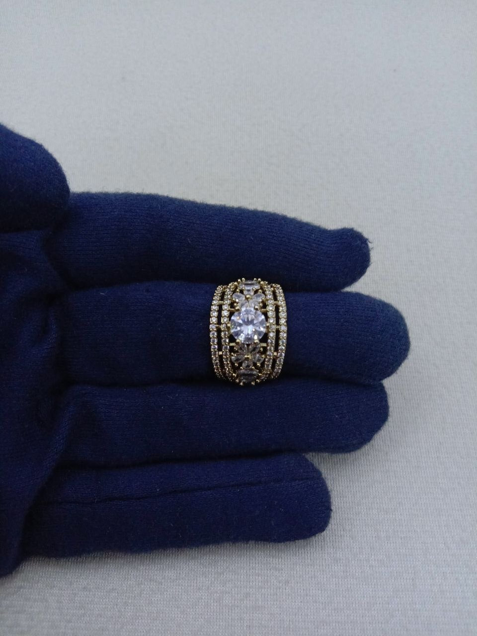 Ad Ring 25