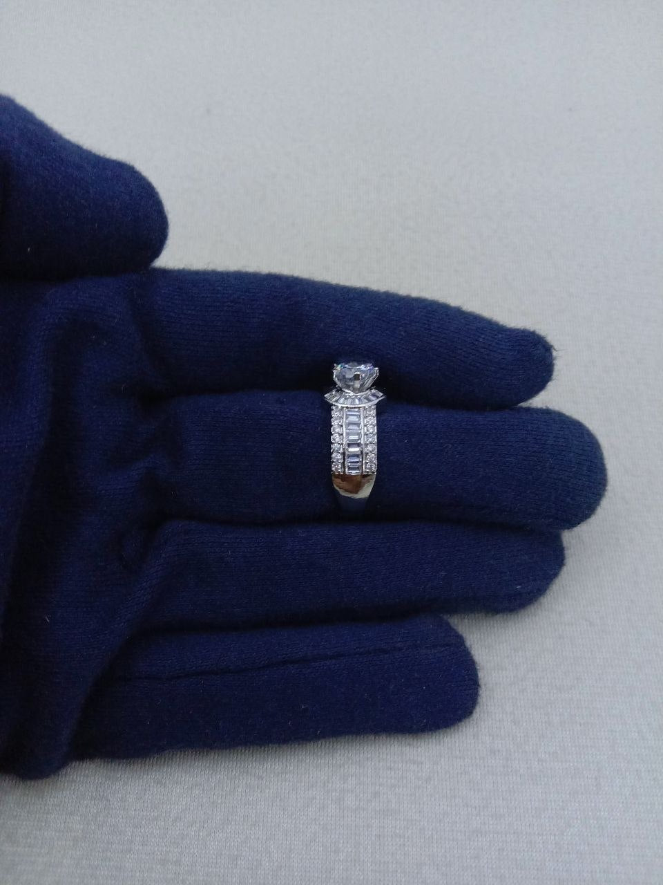 Ad Ring 43