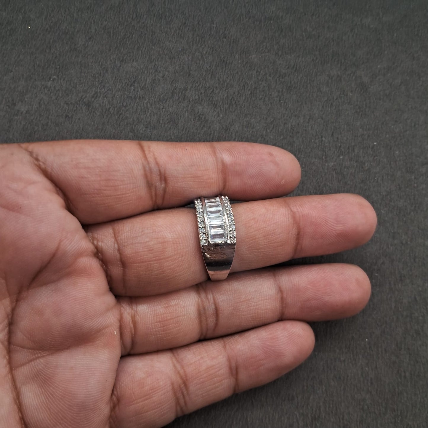 Ad Ring 21