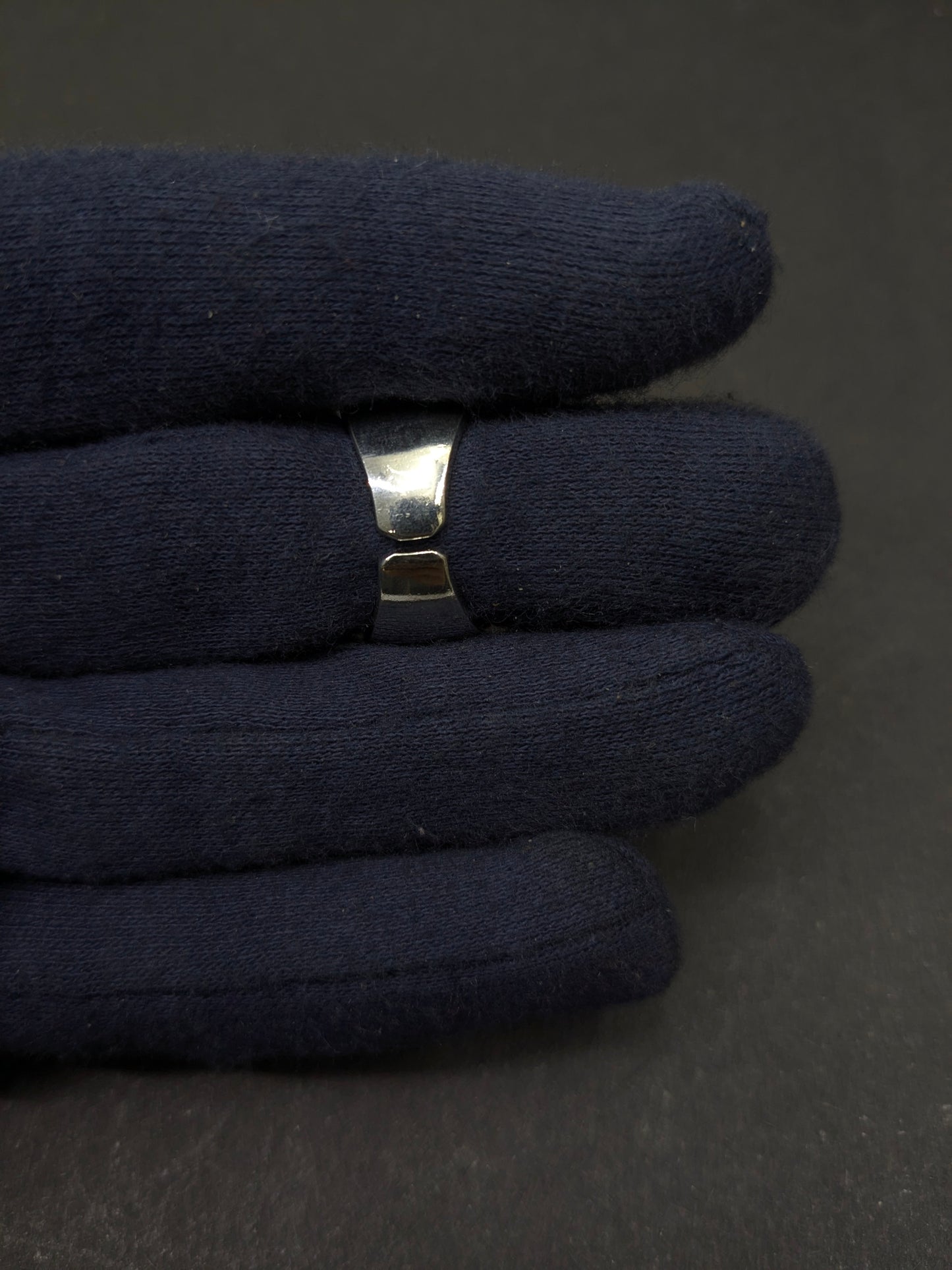Ad Ring 16