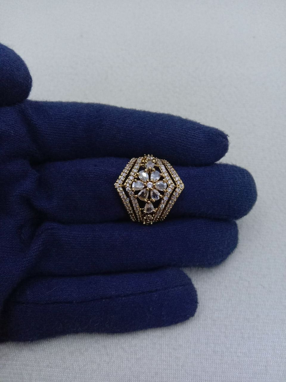 Ad Ring 99