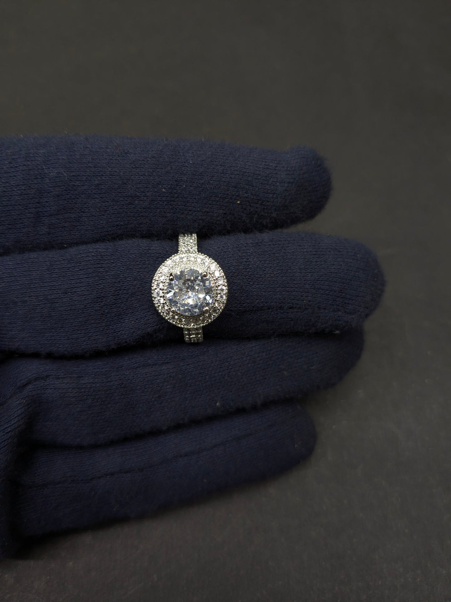 Ad Ring 35